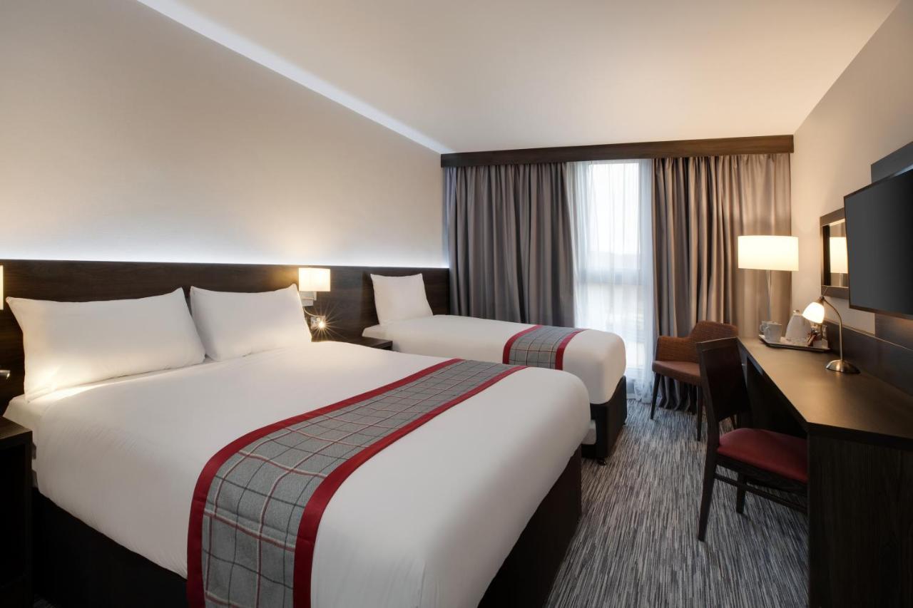 Ramada By Wyndham Leeds East 4* Leeds (West Yorkshire)